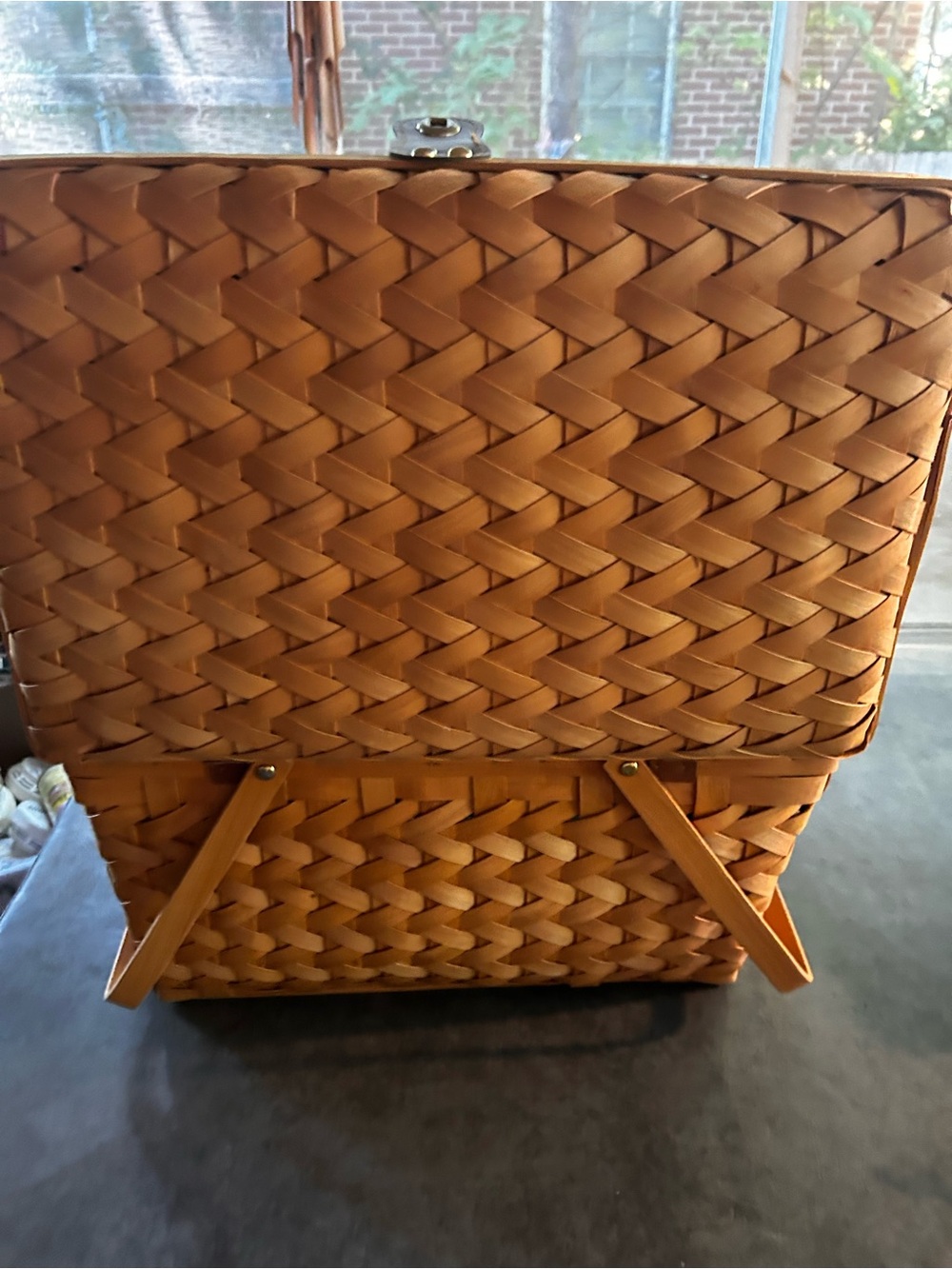 Vintage Picnic Basket With Dinnerware Service for 6 - Picture 6 of 16